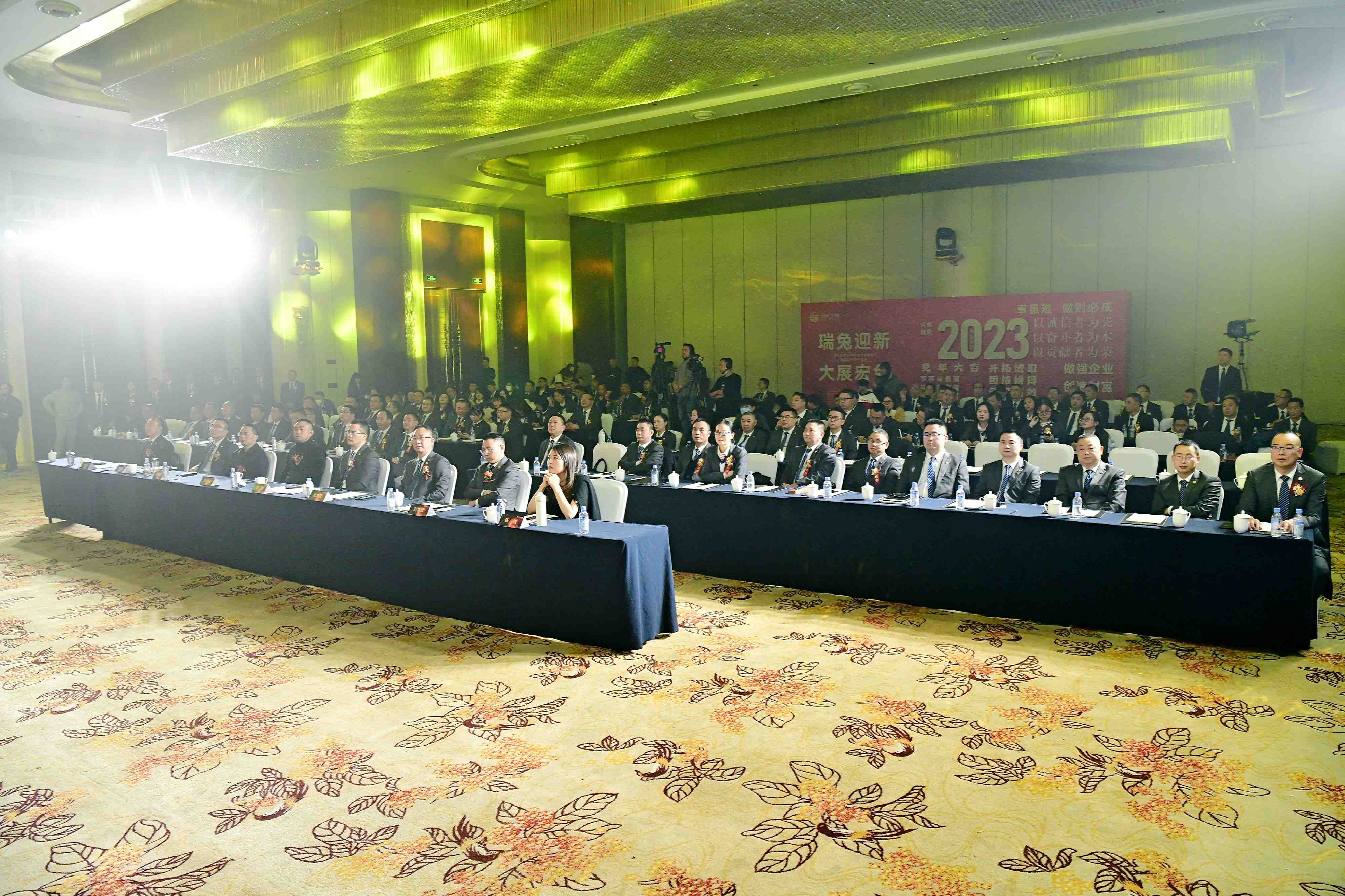 1673684082691496.jpg 1673684082691496.jpg