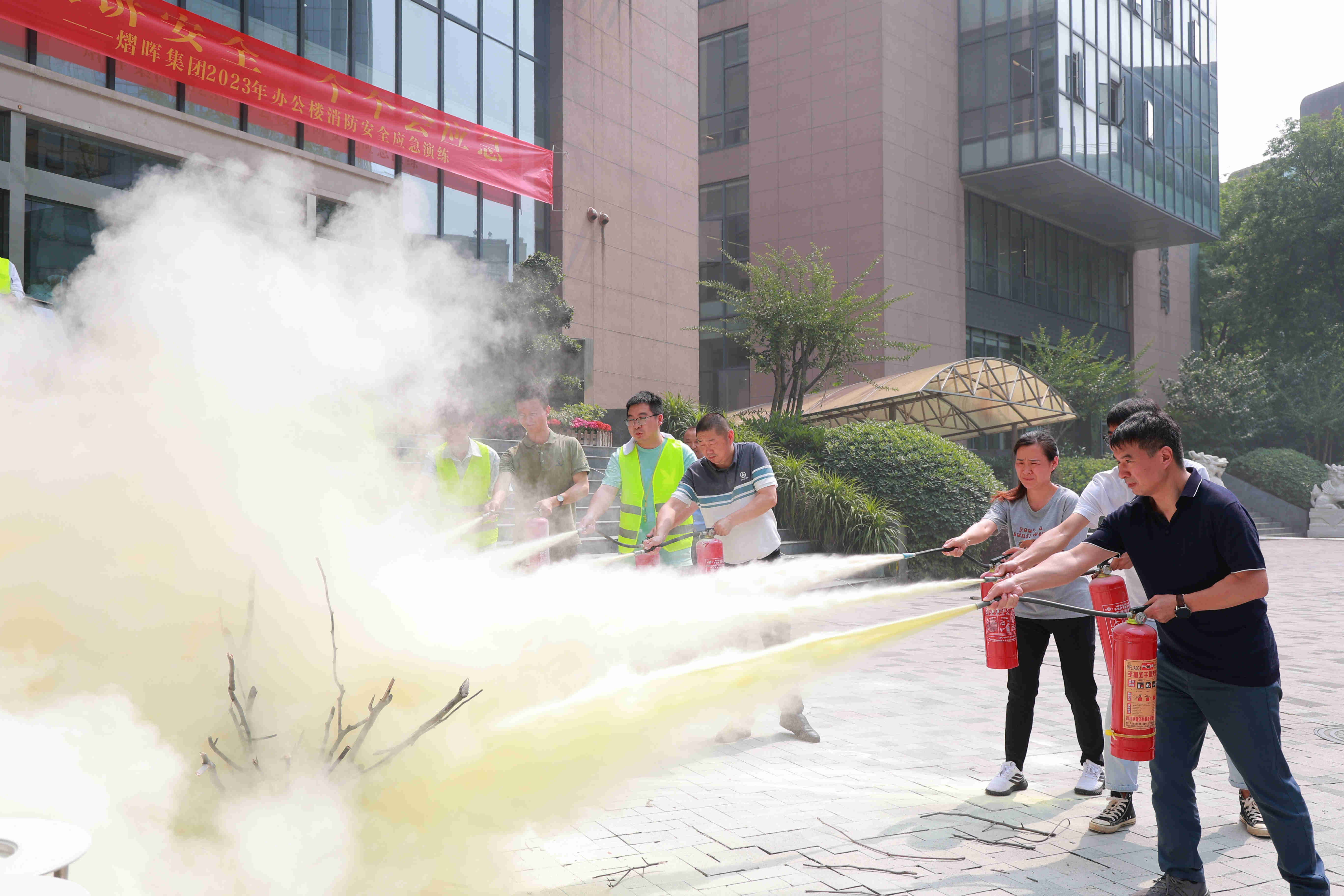 1687958672512001.jpg 1687958672512001.jpg